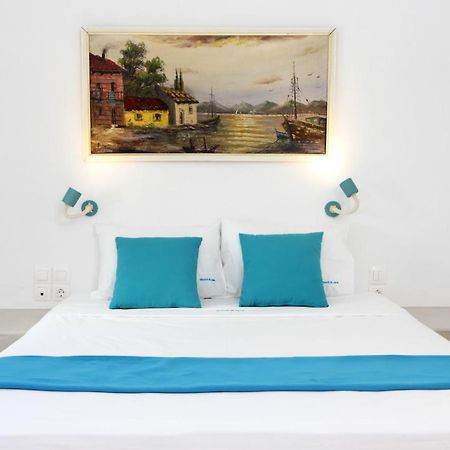 Church And Cave - Santorini Private Residences 梅萨雷亚 外观 照片