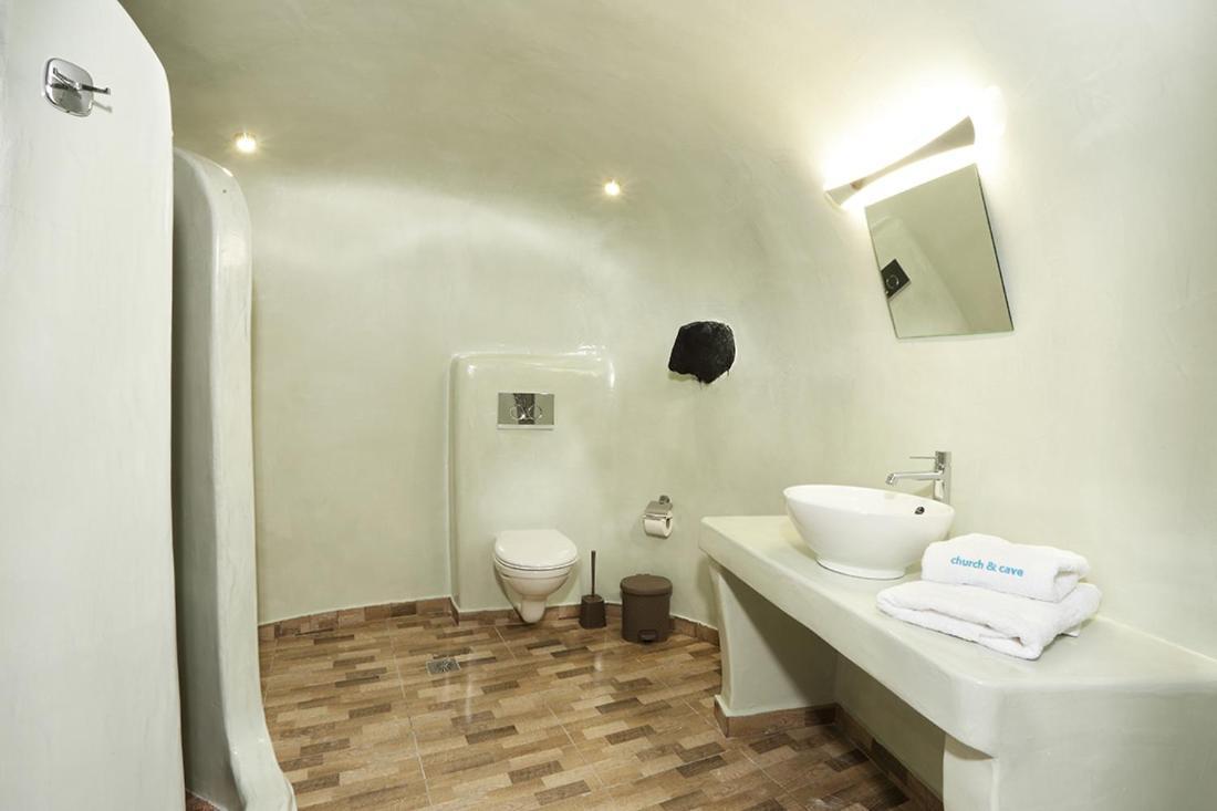 Church And Cave - Santorini Private Residences 梅萨雷亚 外观 照片